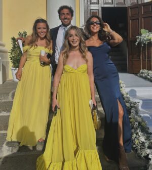 eleonora d'alessandro Instagram - 𝐖𝐞𝐝𝐝𝐢𝐧𝐠 𝐰𝐞𝐞𝐤𝐞𝐧𝐝 𝐢𝐧 𝐏𝐨𝐧𝐳𝐚 📍❤️
•
Non sapevo quale scegliere tra questi scatti, così li ho postati tutti😅🤷🏻‍♀️… il tuo preferito ??🤔😌
•
•
PS: Grazie, come sempre @lesposedi_atelier per il vestito PAZZESCO 🫶🏻🥰
•
#ponza#weekend#summer2024
