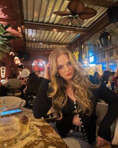 Actress ?pek Filiz Yaz?c? HD Photos and Wallpapers November 2024