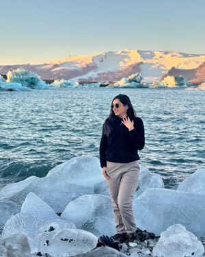 sai Dhanya Instagram - Diamond beach ❤️ eyes on iceland ✨

#iceland #ice #diamondbeach #iceskating #diamondbeach