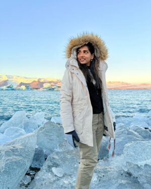 sai Dhanya Instagram - Diamond beach ❤️ eyes on iceland ✨

#iceland #ice #diamondbeach #iceskating #diamondbeach