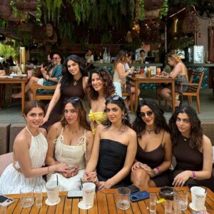 Aaliyah Kashyap Instagram - 🫶🏼✨🌴