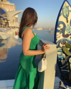 Actress Aamna Sharif HD Photos and Wallpapers February 2025