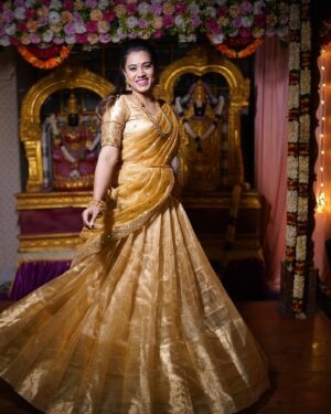 Aarthi Subash Instagram - So feminine with grace ✨ 
#sindhubhairavi #beingbhairavi #aarthisubash