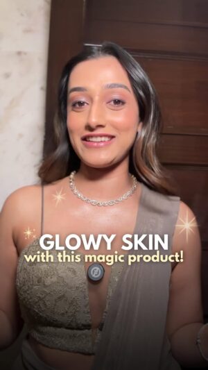 Aashi Adani Instagram - Is the @patrickta glow balm worth the hype? 🥵 
Pros:
1. Smells amazing 
2. Doesn’t transfer 
3. Can be glowy or high shine depending on how much you apply!

Cons:
1. Expensive
2. Not available in India yet

did you like it?