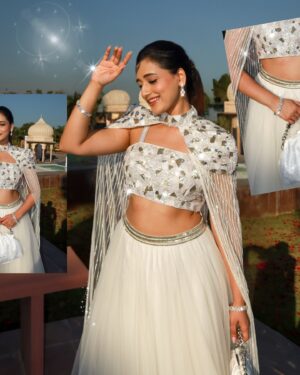 Aashi Adani Instagram - Bridesmaid reporting on duty! PS. Scroll to the last photo🤣😋 What do we think of this look?🥰

Wearing @couturebyniharika