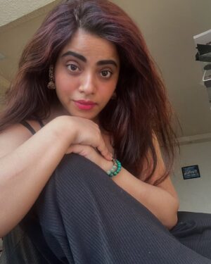 Aasma Sayed Instagram - When the photos don’t need an #edit #filter ❤️

#recent #random #love #iphone #photo #photography ❤️✨