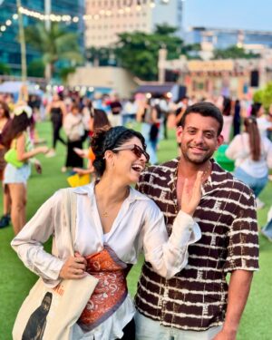 Abhidnya Bhave Instagram - I had just heard “when you fall in love with the right person, you will fall in love with him all over again everyday!”.

Thank you for making me feel what it actually means!!!!🥹❤️🧿✨🤗

Happiest anniversary MY SARVASWA PAI❤️ . May god bless you with good health🧿🥰, because bakichya goshtinsathi  MAIN HOON NA😛