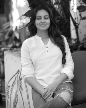 Abhinaya Instagram - Capturing light, emotion, and the beauty of the moment—pure artistry behind the lens. ✨📸 #CapturedPerfection #ThroughTheLens” Thank you  @thestoryteller_india Every single shot is perfect. This was such a great experience with you! Looking forward for more. ❤️🤗
