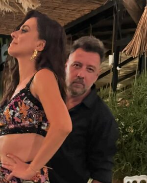 Aggeliki Daliani Instagram - Habibi … Χρόνια πολλά!!! 🎂 @manospapagiannis 

#happybirthday