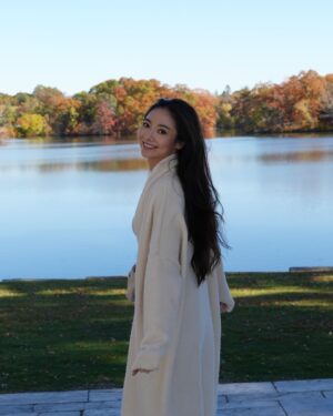 Aggie Hsieh Instagram - Fall-ing in love 🍁