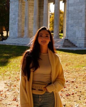 Aggie Hsieh Instagram - Fall-ing in love 🍁