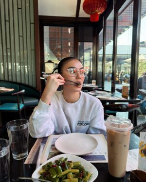 Agnez Mo Instagram - Life 🤍🤍🤍🤍