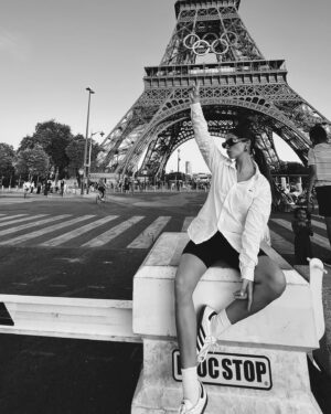 Agustina Cordova Instagram - No lo supero 🥹🇫🇷

Ya volvimos, pero no subí este carretito del amor que lo mercere, la vida es mejor con amigos definitivamente!

cuarta vez en Paris pero esta vez con bebita en la panza y quedó para siempre en el cajón de los recuerdos 
🥹💕🤰🏻🥖🇫🇷