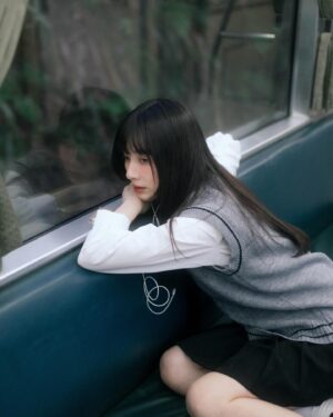 Aileen Huang Instagram - 到平溪的這段路彷彿時光列車🚄
到了另一個平行宇宙ㄉ感覺！
我想這時的感受就是你別來我無恙吧🥹

Photo @jcw_1221