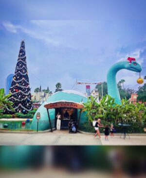 Aimee Teegarden Instagram - December Looking Like…🎄⛄️🦕🎢🎅🏽
