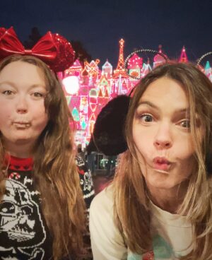 Aimee Teegarden Instagram - December Looking Like…🎄⛄️🦕🎢🎅🏽