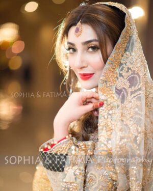 Aisha Uqbah Malik Instagram - Thank you @nabila_salon ! ❤️