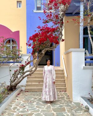 Aisha Zafar Khan Instagram - 🌺