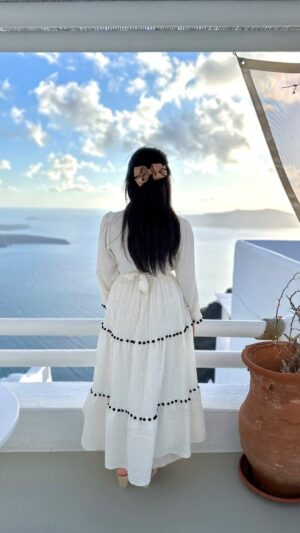 Aisha Zafar Khan Instagram - The imposing beauty of the caldera is truly breathtaking 
.
.
.
.
.
#santorini #greece #caldera #nature #beauty #instagood #volcanicisland #love