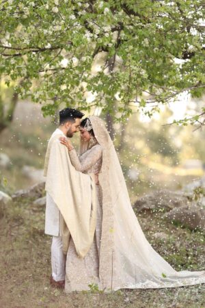 Aisha Zafar Khan Instagram - A new chapter for me and mine. 🤍
AxO❤️♾
