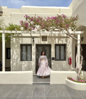 Aisha Zafar Khan Instagram - Chasing dreams and making memories 
.
.
.
#santorini #dream #travel #pink #summer #goodvibes #bougainvillea #belloniasvillas