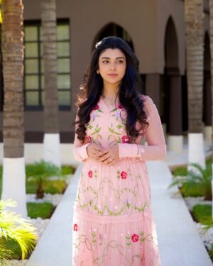 Aisha Zafar Khan Instagram - Embracing summer vibes in this stunning pink floral maxi dress from @frockandfrill 🌸

Feeling like a garden goddess in every twirl and swirl. 🌷✨

#FrockAndFrill #SummerStyle #FloralFashion #MaxiDressMagic #OOTD #FashionInBloom #DressToImpress