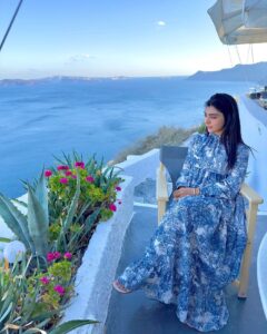 Actress Aisha Zafar Khan HD Photos and Wallpapers January 2024