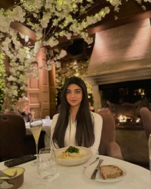 Aisha Zafar Khan Instagram - Completely surprised and incredibly grateful for the birthday love. Thank you for making my day so special, you always know how to make me feel loved and cherished @sir ♥️💕