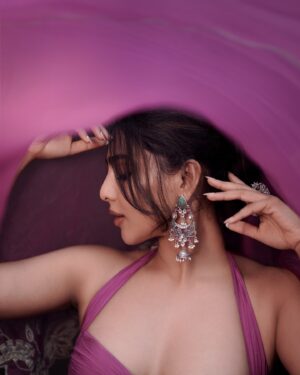 Aishwarya Lekshmi Instagram - Stay moisturised and mind your own business 😂

My All Woman GlamTeam 💗

Styling : @styledbysmiji in @baisegaba @the.yellow.dot 
Jewellery : @tribebyamrapali  @elsolstrategicconsultants 
Photographed by : @merin__georg 
MUAH : @femy_antony__ 

(Shouldnt have asked @thevinothcj to give me a caption 🤣.. Take up any issues with him now 🤣)