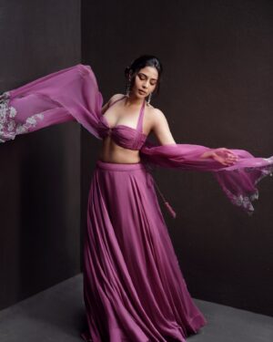 Aishwarya Lekshmi Instagram - Stay moisturised and mind your own business 😂

My All Woman GlamTeam 💗

Styling : @styledbysmiji in @baisegaba @the.yellow.dot 
Jewellery : @tribebyamrapali  @elsolstrategicconsultants 
Photographed by : @merin__georg 
MUAH : @femy_antony__ 

(Shouldnt have asked @thevinothcj to give me a caption 🤣.. Take up any issues with him now 🤣)