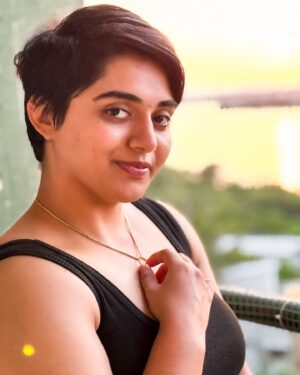 Aishwarya Murali Instagram - chai and sunshine ☕️☀️
.
.
.
.
.
#explorepage #explorepage✨ #explorefeed #explorepageready #explorepages #carousel #feedgoals #pixiecut #pixiehair #shorthairstyles #shorthairgirl #chennaiponnu #bengaluru