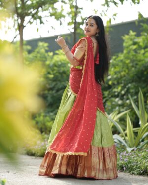 Aishwarya Pisse Instagram - Happy Makara Sankranthi 🌾
Outfit: @dharshyaboutique 
Styling: @dharanimittapally 
Accessories: @samyu__collections