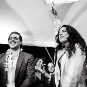Aislinn Derbez Instagram - Feliz Cumpleaños a la persona que más me hace reír en la vida! Te amo @vadhird y gracias por siempre ser mi cómplice de aventuras.