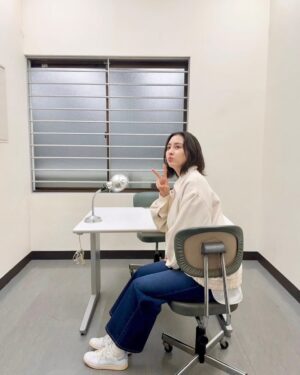 Akari Hayami Instagram - _
D&D全7話、ありがとうございました！
また咲良ちゃんに会う日まで🌸ばいばい

#DD#ディーディー
