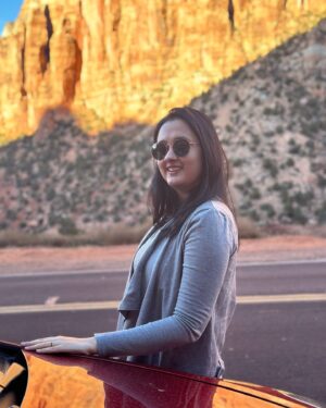 Akhila Pajimannu Instagram - ✨✨

#akhilapajimannu #singer #roadtrip #2024 #instagram #instapost