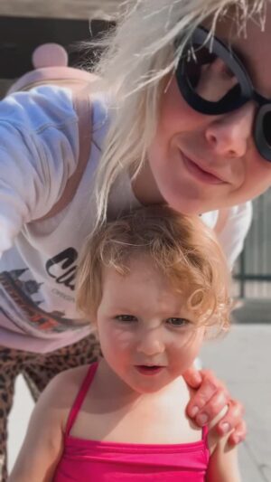 Alessandra Torresani Instagram - Mommy & Me : Farmers Market Edition 🧅

(FYI Lady’s onion baby was rescued and is safe at home with us.🥹)

•outfits linked in my LtK shop