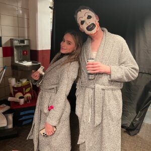 Alexa Blair Robertson Instagram - mood when you’re in THE #1 MOVIE IN AMERICA!!!

PROUD doesn’t begin to cover it. honored to have a been a small part of the big effort that went into creating this film. to everyone on-screen, behind the scenes, & in the audience— thank you 🥹 it truly takes a village!

@damien_leone & @pjfalcone I am so grateful to you both for inviting me into this family!

here’s a little T3 dump in honor of an epic feat🖤