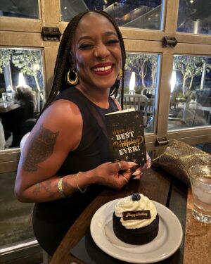 Alicia Garza Instagram - Couldn’t capture it all but was so so good to celebrate 44 with my loved ones this weekend. So grateful for all the good ones I have in my life … when it comes to homies frfr I am actually blessed. Y’all came by plane train and automobile and we ate we danced we laughed we caught up we built and we catted off — all the things I love the most in the world. Nothing better than French fries at 3am — except maybe Waffle House but you know. Next time 😘