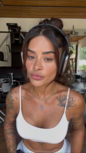 Actress Aline Campos HD Photos and Wallpapers February 2025
