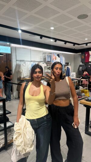 Alma Hussein Instagram - Laugh like girls they said….☠️😂☠️😂 recreate this with your friends pleaseeeee, trust me you’ll burst laughing 😂😭

I love this trend😭😂
( Lifestyle, Trend , Funny) 

#explore#explorepage#exploremore#recommended