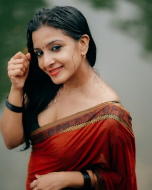 Alphy Panjikaran Instagram - ❤️

@anandu._ps 📸