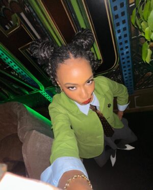 Alyah Chanelle Scott Instagram - I LOVE WICKED ONE SHORT DAY IN THE EMERALD CITY