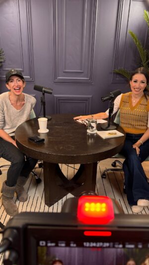 Alysia Reiner Instagram - Today is MLK day, a time we reflect on service and civic-mindedness, amongst so much more.

And today on the @gratitudeology podcast, we have someone who lives these principles more than anyone I know : @AlysiaReiner

When I booked Alysia for the show, I thought our chat would be about things like her career as an actor 🎬, maybe some insider tea from movie sets… 🕵🏻‍♀️🤫🍿

And, yes… we got into some of that that… 😉

But also… we got into so much more.

Like…. SO. MUCH. MORE.

I don’t know that I’ve ever been as inspired by someone as I was sitting across from this dynamo (who arrived, by the way, with glitter✨ freckles✨ across✨ her✨face✨ – which immediately set the vibe!!).

Not only did she play Natalie “Fig” Figueroa on Netflix’s groundbreaking Orange Is the New Black (where she earned a SAG Award as part of the stellar cast)... Alysia’s talents go far beyond the screen.

Unlike the many other denizens of Hollywood I’ve encountered throughout my career, Alysia puts her money where her mouth is: 

👑Not only is she a passionate advocate for women’s rights… 🖤 prison reform, and 🌎 climate change… she shows up where it really counts in her community.

What do I mean?

Well… for one: she’s an emergency foster parent 👶🏼
(the most beautiful, selfless thing I can imagine doing)

… and also… during the pandemic, she became…

a firefighter! 🚒🔥

WHAT?!

That’s right. You heard me.
Like… a REAL one. 👩‍🚒❤️‍🔥

😳For realzies.

Want to learn more about this incredible human… and perhaps be inspired to walk in her footprints to help make the world a better place? 👣🥰

Tune in 🎧 on your favorite podcast platform OR simply text GRATITUDE to 33777 for the links to listen texted directly to your phone. 📲

#podcast #podcastersofinstagram #gratitude #gratitudeology #odaat #orangeisthenewblack #netflix #humanitarian #mlk #serviceminded