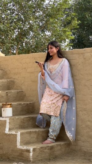 Aman Ramgarhia Instagram - Shoot diaries ✨ #amanramgarhia🕊
