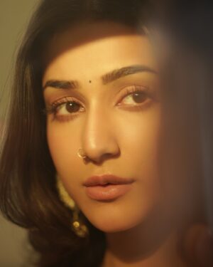 Amandeep Sidhu Instagram - Between the moments 🎥 
.
.
.
.
.
.
.
#amandeepsidhu #trending #saree #toodles