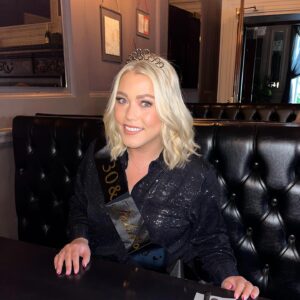 Amelia Lily Instagram - The most amazing 30th 🤍 having the most gorgeous week. I cannot thank everyone enough for your messages and wishes. It means the world. Had the best day with my family 🥰