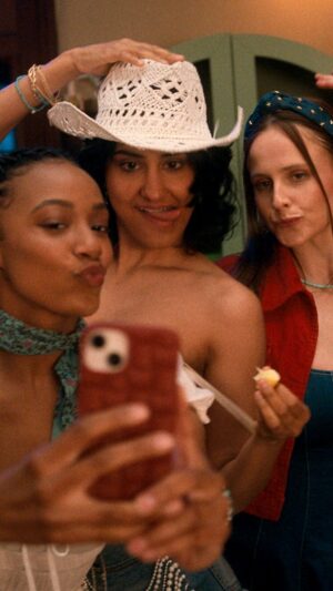 Amrit Kaur Instagram - Out tonight!

Welcome to the fantastic @gracie and @miacailinrodgers 
 
 #TheSexLivesOfCollegeGirls #tslocg #slocg