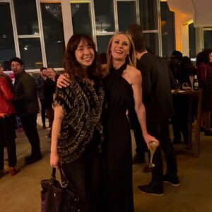 Amy Anderson Instagram - A few more from tonight at the @ctgla  Mark Taper Forum. Such a treat seeing Julie in Fake it Until You Make It. She is a master of physical comedy and a beautiful person, inside and out ❤️ At the Mark Taper Forum through March 9

#aubreyandersonemmons #juliebowen #ctgla #marktaperforum
