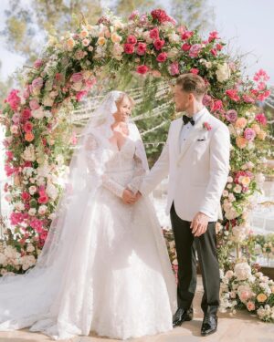 Amy Hart Instagram - Where to even begin?! ❤️

✨ A stunning venue in sunny Spain
✨ Not one, not two but THREE fab dresses
✨ An abundance of live music
✨ A giant conga line ft. 136 guests   1 wedding planner
✨ More rosé consumed than the caterers could keep up with 
✨ A precious little page boy
✨ A wonderful team of suppliers 
✨ A whole lot of love and laughter 
✨ And most of all, a truly fantastic couple ❤️

Thank you @amyhartxo and @samuelrason for being a dream and trusting me with your day ❤️

📸 @bloomfield_wedding_photography 

WP: @weddingsbyemilycharlotte
Assistant Planner: @ddweddings_celebrations
Venue: @casadelaeramarbella
Content Creator: @adore.socials
Flowers & Deco: @uniquebyrobertosilvosa
Video: @reeceivesonvideography
Stationary: @papelosophie
Catering: @alabarderocateringexperiences
Stylist: @jeffmehmet1
Hair: @iamjamesjohnson
Make Up: @marcosgmakeup
Bridesmaid Hair: @alexbridal
Bridesmaid Make Up: @ekaterina_slauta_mua
Bridesmaid Dresses: @rewrittenlondon
Groomsmen suits: @mossbros
Groomsmen bow ties: @debenhams
Celebrant: @malagaminister
Singers: @masqueradeduo @real_arg @melissaccarver @johnnygsinger
Saxophone: saxkidmarbella
Wedding Dress and Veil @zuhairmuradofficial
Earrings @sifjakobsjewellery
Second dress @nadinemerabi
Bow Veil @minamollie
Third dress @modeandaffairebride
Shoes @charlottemillsshoes
Groom’s tux suit, shirt, shoes @hawesandcurtisglobal
Cummerbund @dolcegabbana
.
.
.
.
.
#wedding #weddingplanning #spanishwedding #bride #bridetobe #2025bride #2026bride