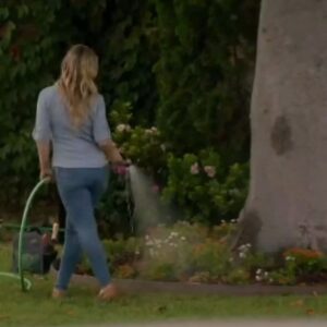 Amy Johnston Instagram - Maggie just wanted to water her garden...

I had a great time on The Rookie S07E03 

Also I think I need another episode to get proper revenge on @quentin_nguyenduy 😉

Thanks @davidscottrowden for keeping everyone safe and thank you @moniklopezpr for recommending me! 💗

Thanks to hubs @zac1morris for helping me with the audition ☺️

#rookie #therookieabc #therookie